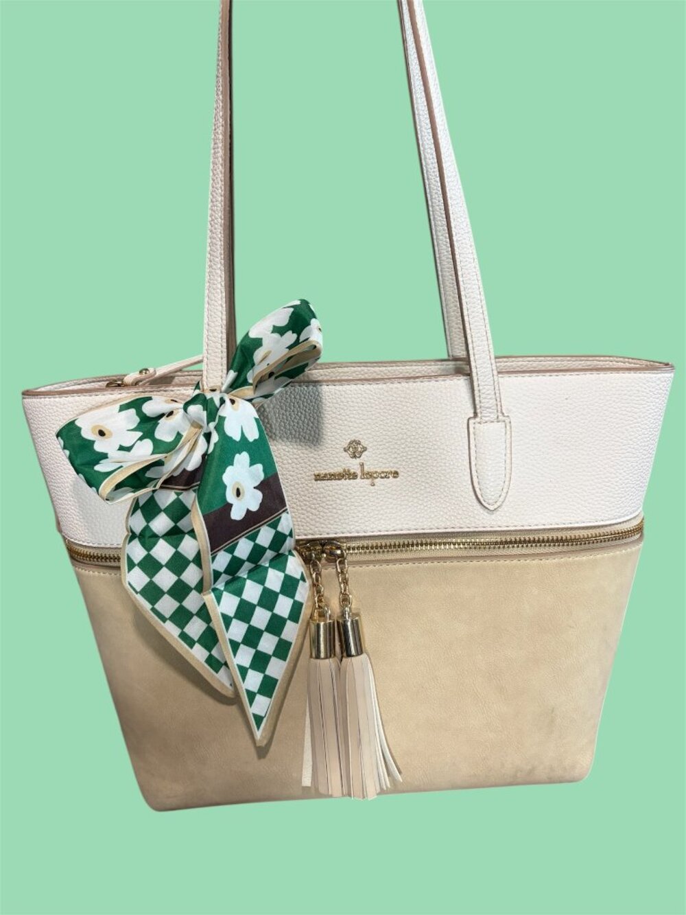 LOW START - NANETTE LEPORE TOTE IN CREAM AND TAN - PRELOVED